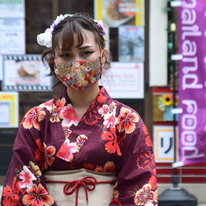 LUCKY SMILE KITCHEN 店長 smile